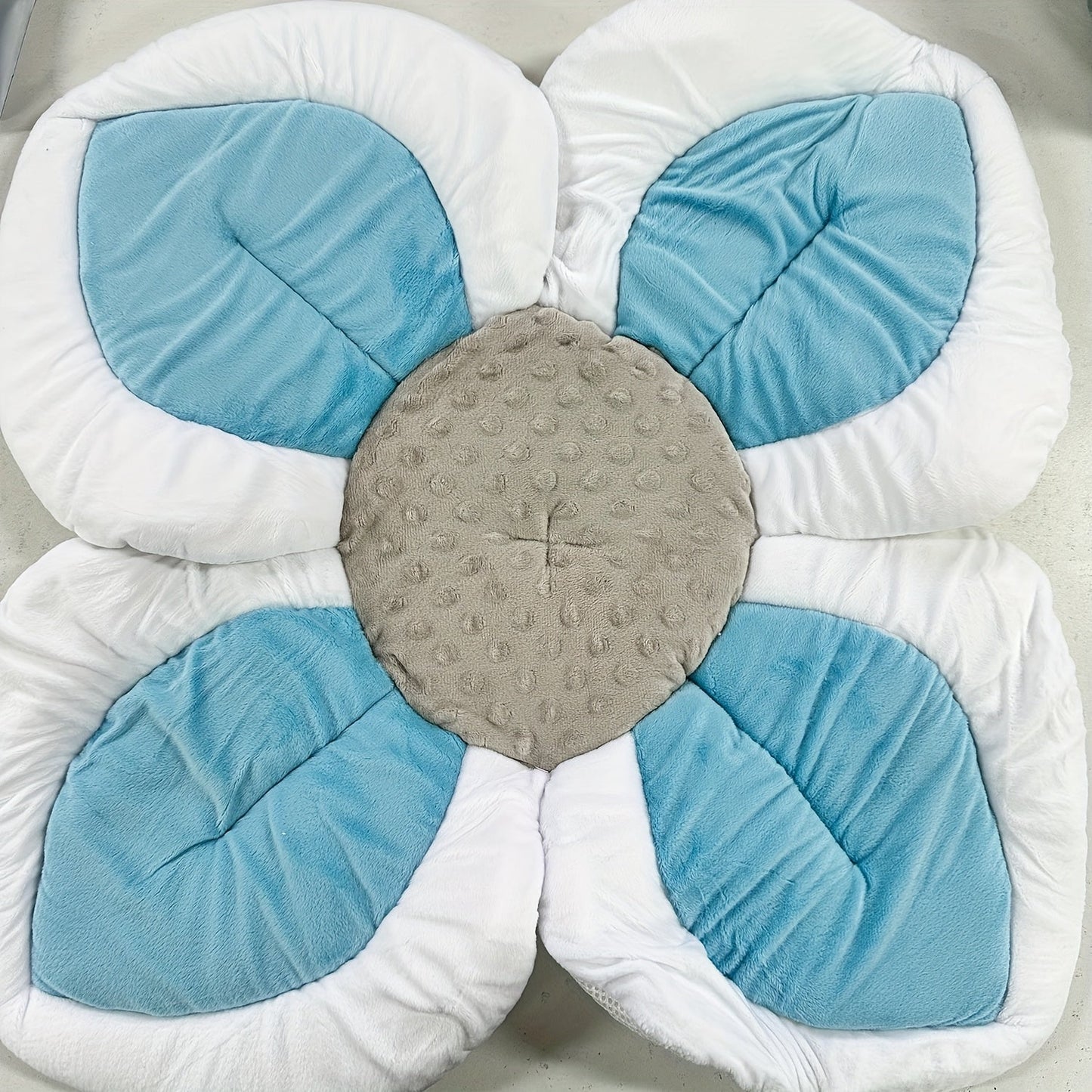 BloomBathe™ – Soft & Safe Cartoon Flower Bath Mat for Babies