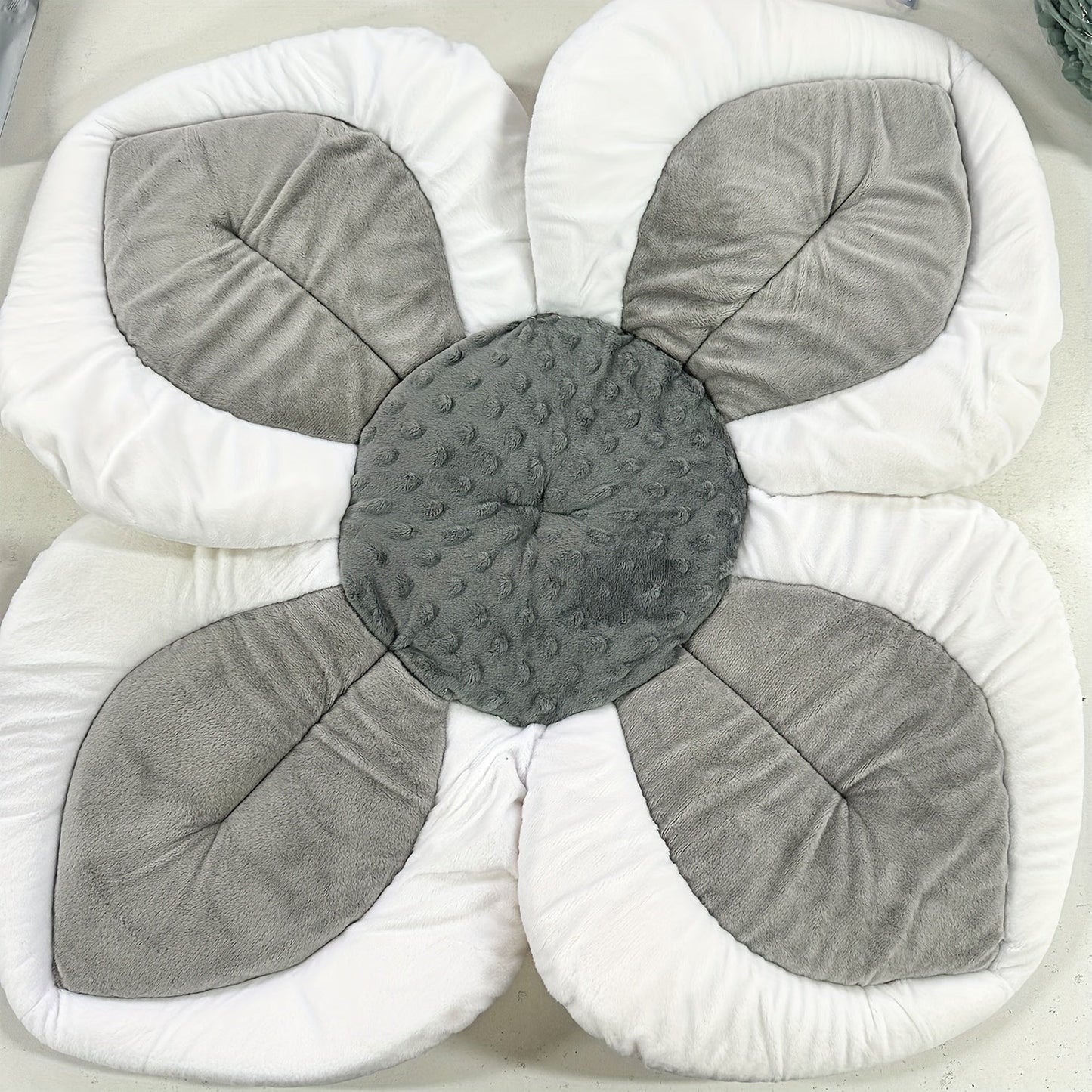BloomBathe™ – Soft & Safe Cartoon Flower Bath Mat for Babies